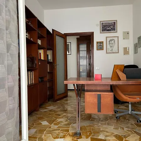 Eduard And Helena House 아파트 *